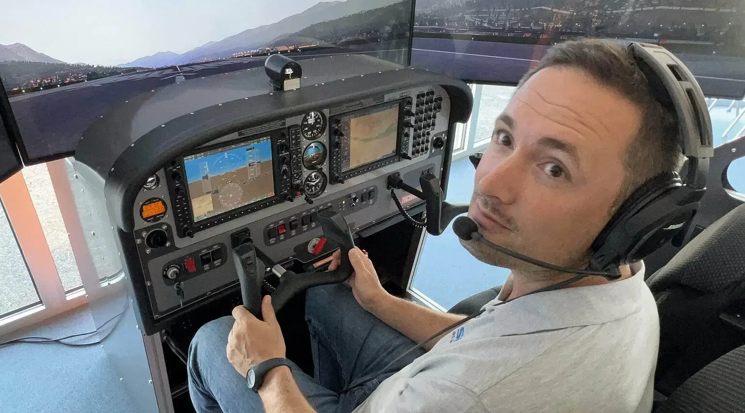 FSTD, flight simulator of SKY academy